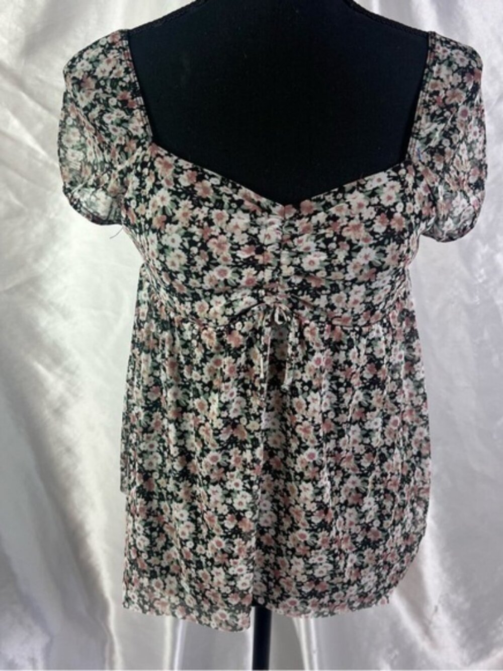 🖤RSQ Girl’s Black Mesh Floral Asymmetrical Hem Babydoll Blouse – Size XL, NWT